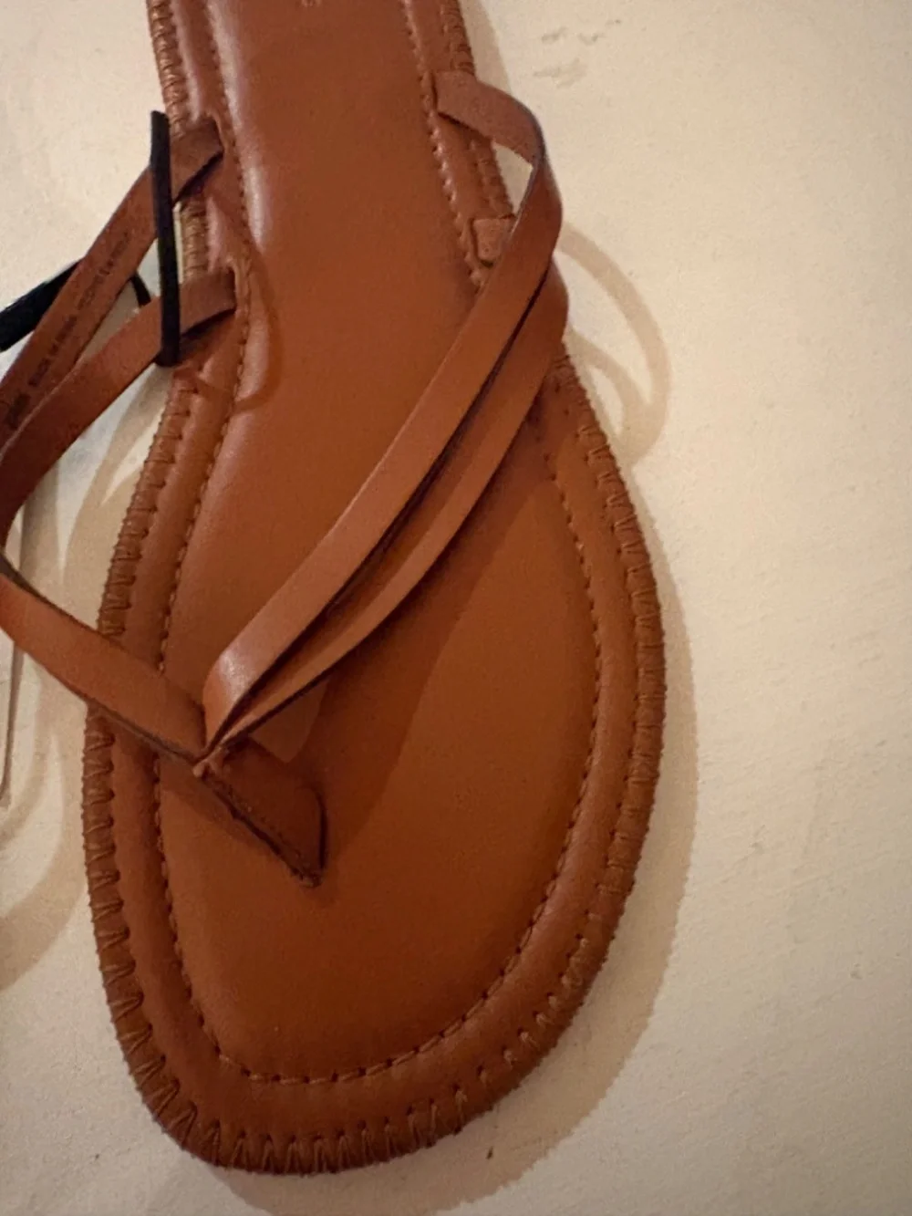 Zara leather flip flop NWT
